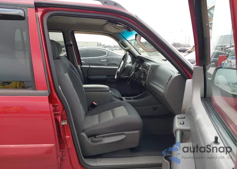 2005 Ford Explorer Sport Trac Adrenalin/Xls/Xlt z USA, uszkodzony, nr VIN 1FMZU67K35UA69444